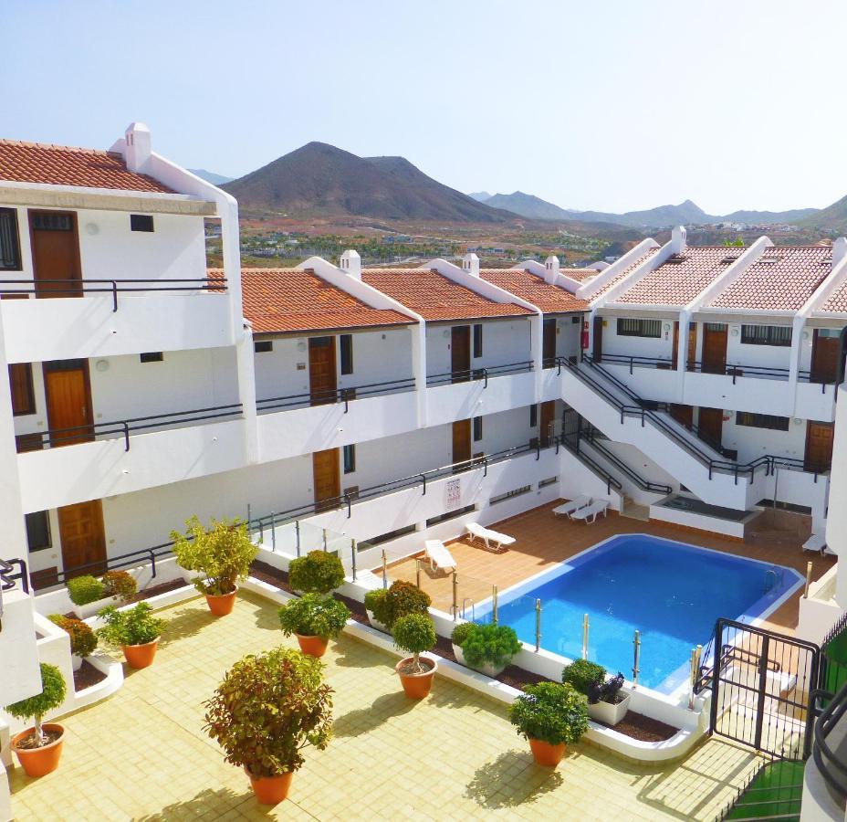 Stylish Flat And Pool With 3 Rooms, Sleeps 6, Los Cristianos Los Cristianos  Exterior photo